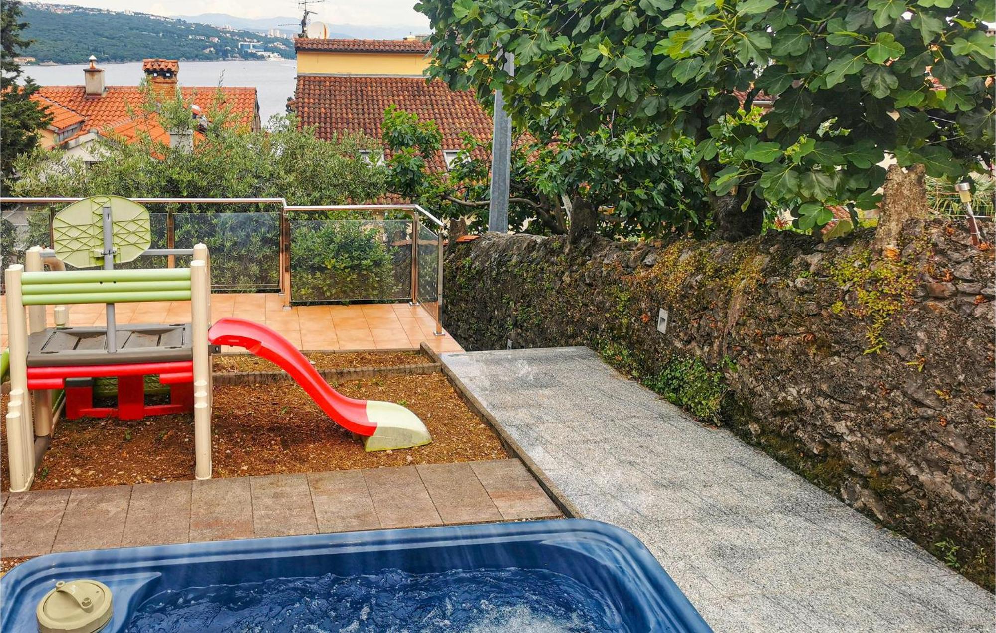 3 Bedroom Cozy In Ferienhaus